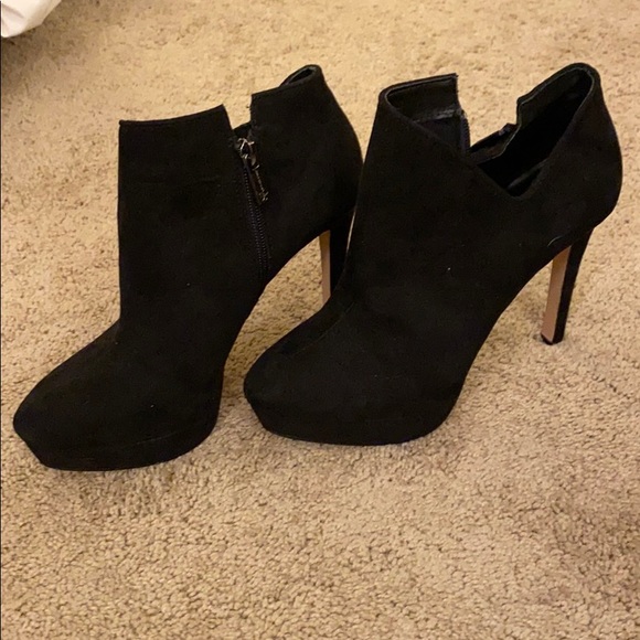 raxen platform booties